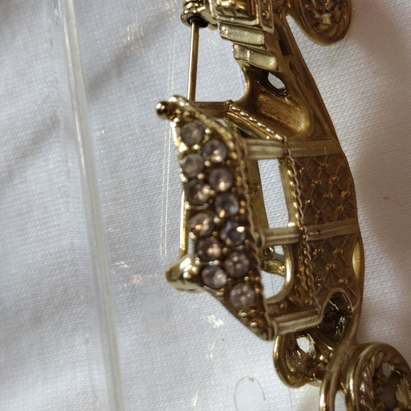 Vehicle brooches - Picture 6 of 6